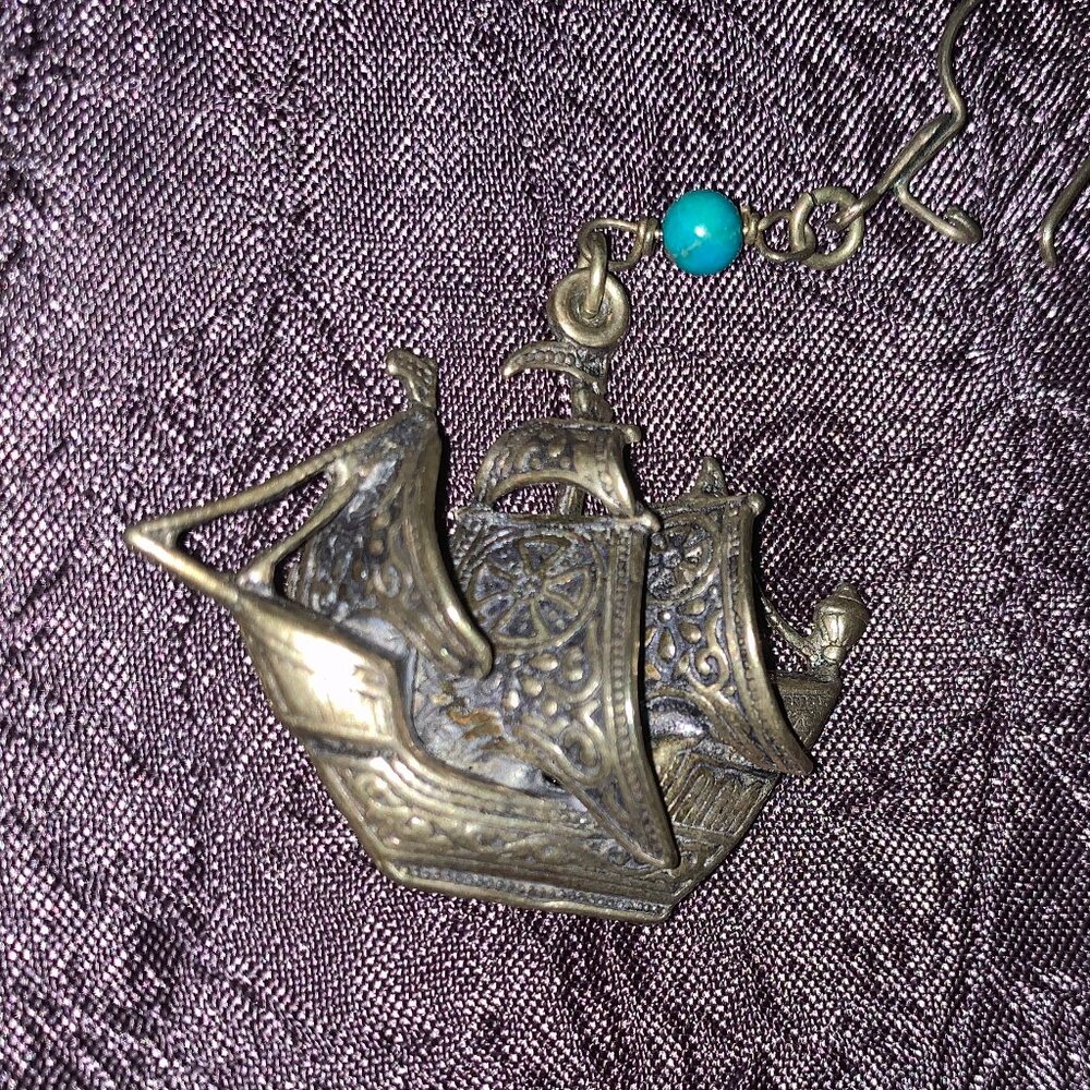 Vintage 925 Sterling Silver Cutter Earrings with Aged Patina Finish - Picture 5 of 11